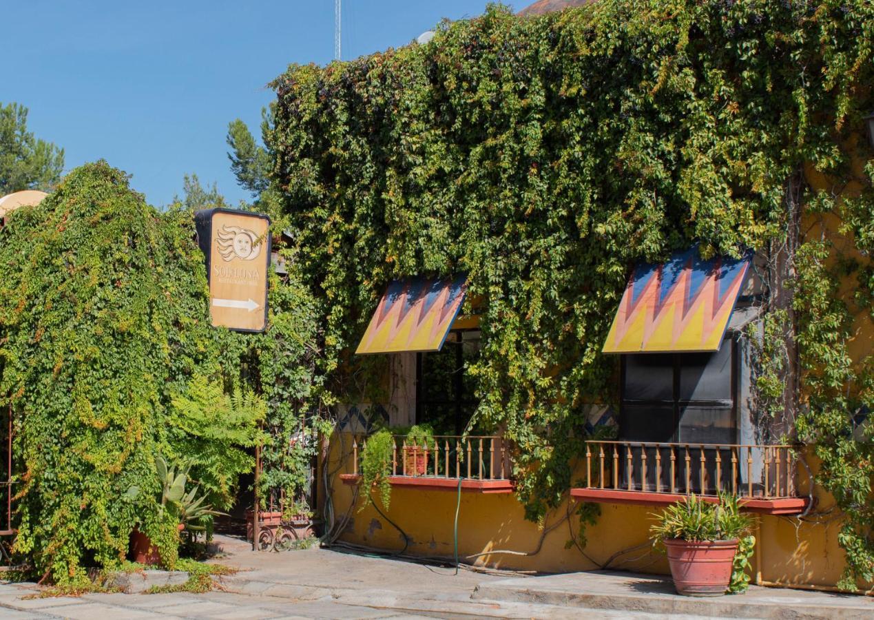 Hotel Huizache Saltillo Esterno foto